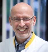 Dr Peter Van Den Berghe